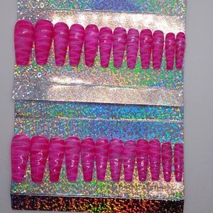 HAND PAINTED PRESS ON NAILS, LONG COFFIN, 24 NAILS